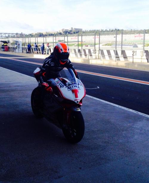 Nico Terol con la Ducati de Superbike del Team Althea en Cheste